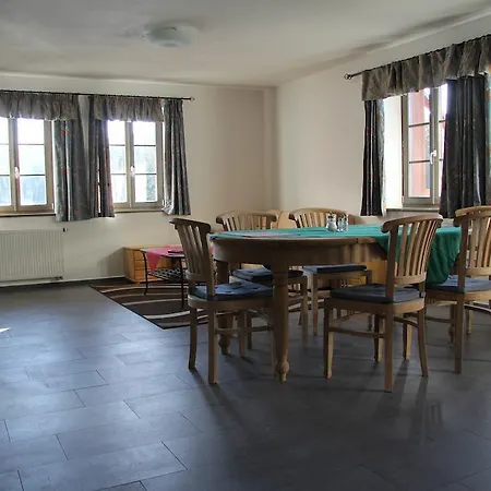 Modrý